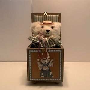 Juggles The Bear (Jack in the Box) vintage 1984